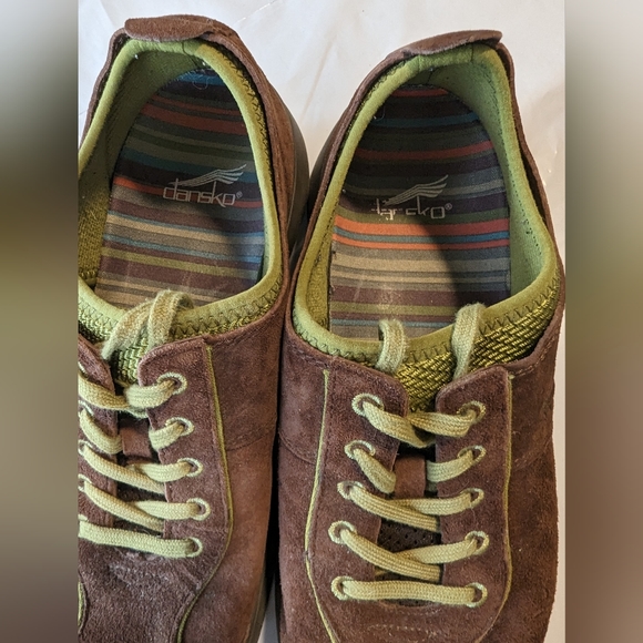Dansko Slip Resistant Brown and Green, Leather Shoes, Size 39 - Picture 5 of 9